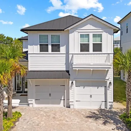 Family-Friendly Coastal Escape Grill Decks More